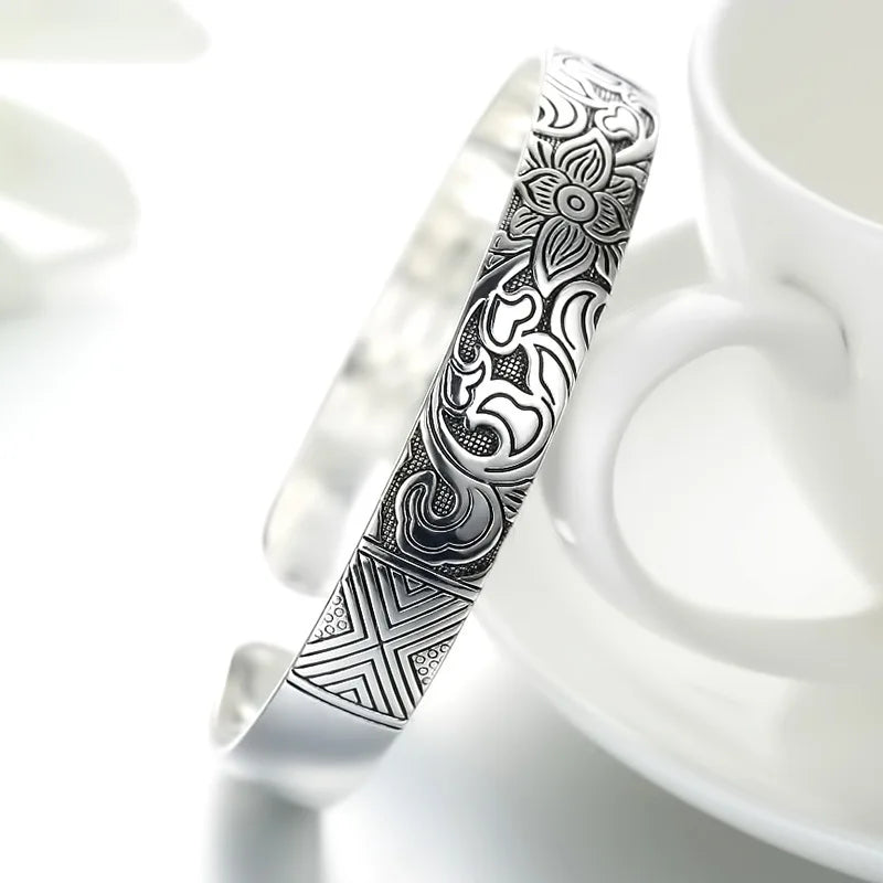 Lotus Flower bracelet in silver
