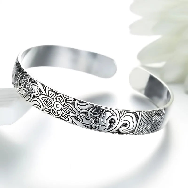 Lotus Flower bracelet in silver