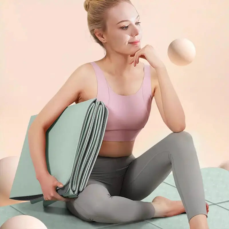 Foldable yoga meditation mat
